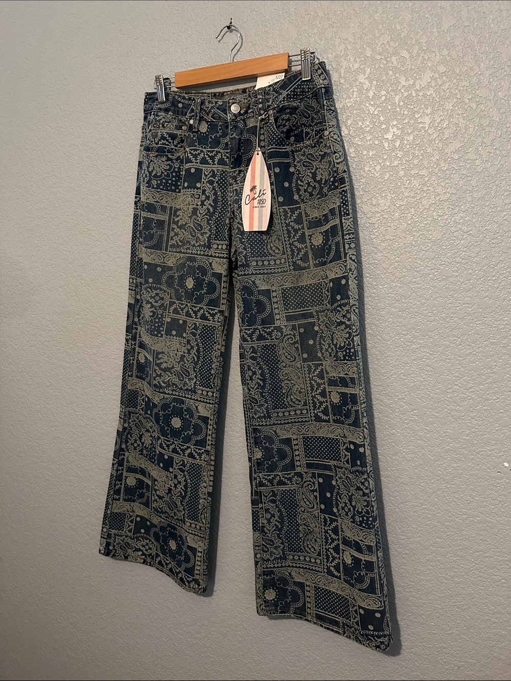 New Cali 1850 Boho Paisley Floral Wide Leg Jeans - Picture 3 of 6